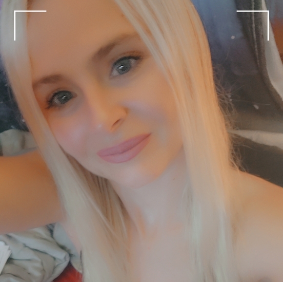 Meet your Posher, Crystal - Picture 7 of 12